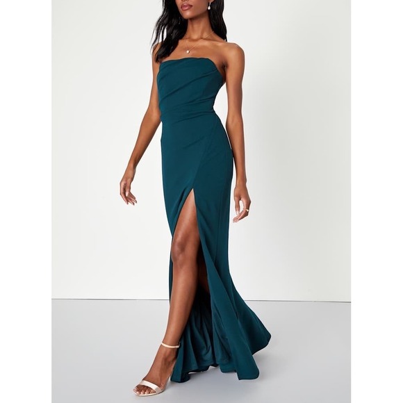 Lulus Dresses & Skirts - NWT Lulus Marvelous Entrance Emerald Green Pleated Strapless Maxi Dress XS